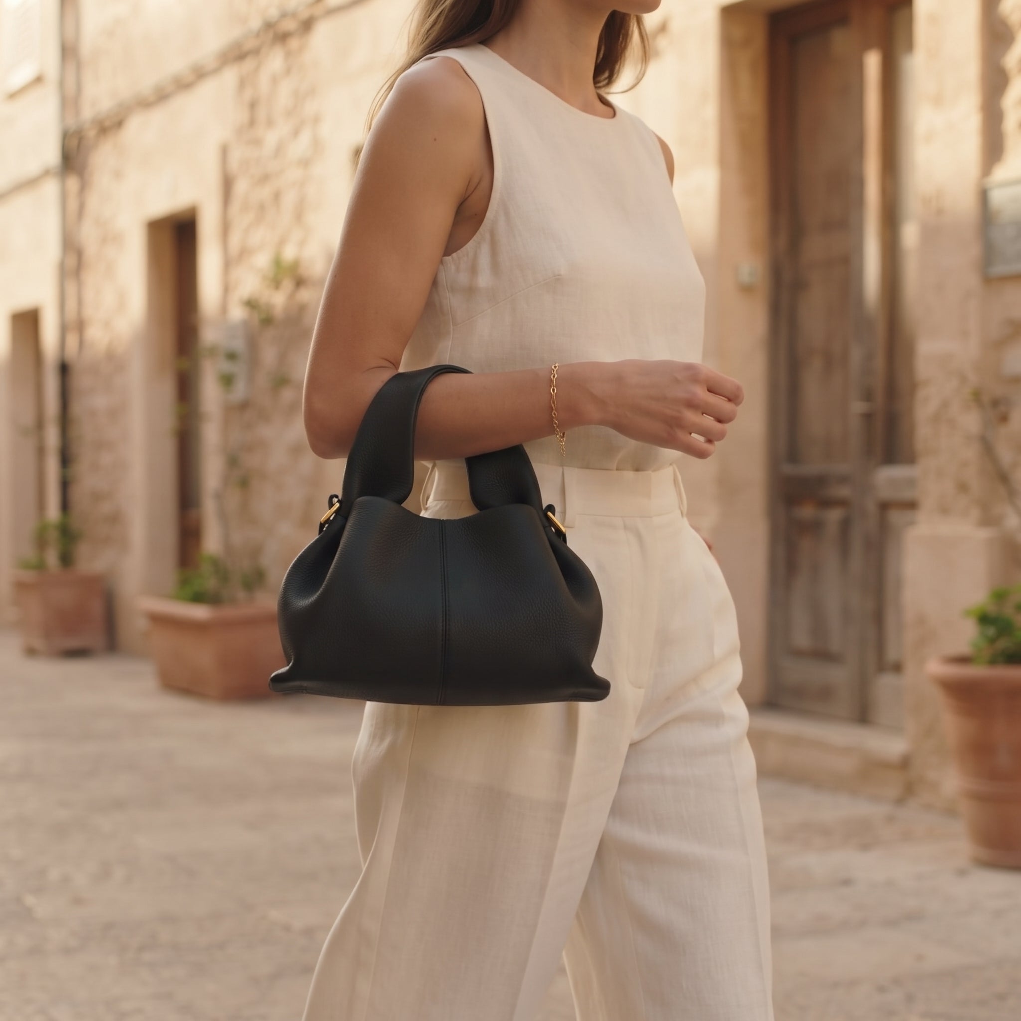 Aria Mini Esencial - Negro